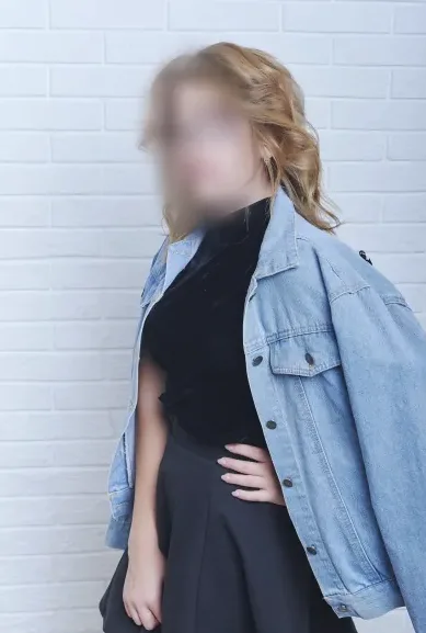 Elena, 26