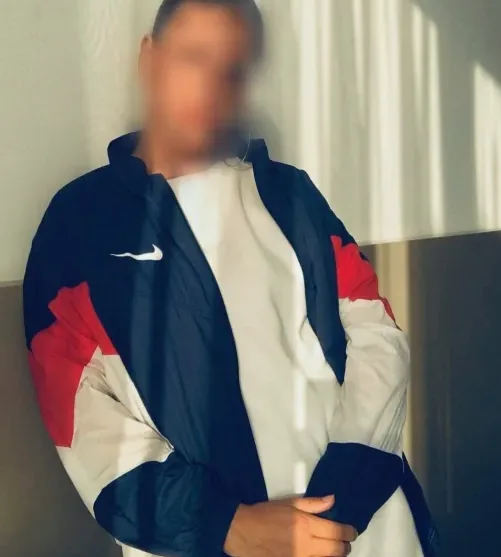Elisabeth, 36