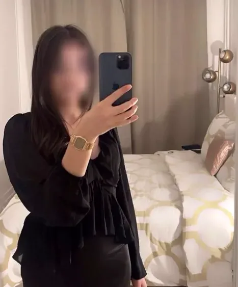 Emilia, 21