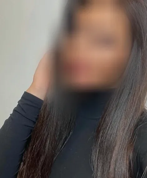 Ingrid, 28