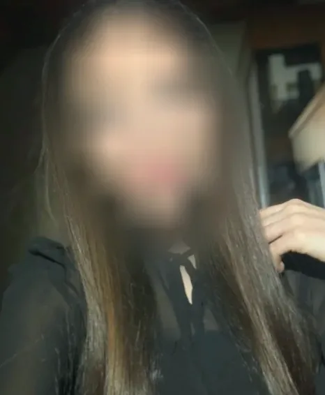 Marina, 27