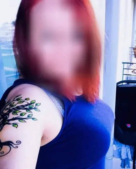 Sarah, 38