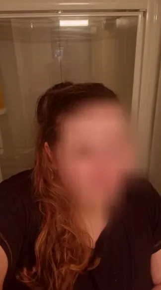 Sina, 26