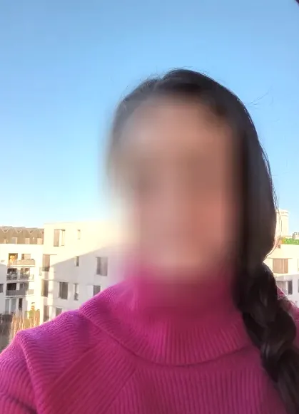Valentina, 39